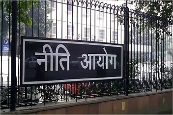 <b>Karnataka farmers earn 38% more through e-trading platform: NITI Aayog</b>
